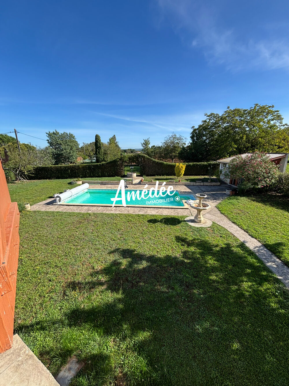 À vendre  Maison familiale avec piscine à 5 min du centre d