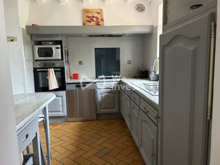  Maison � vendre 11 pi�ces 240 m�