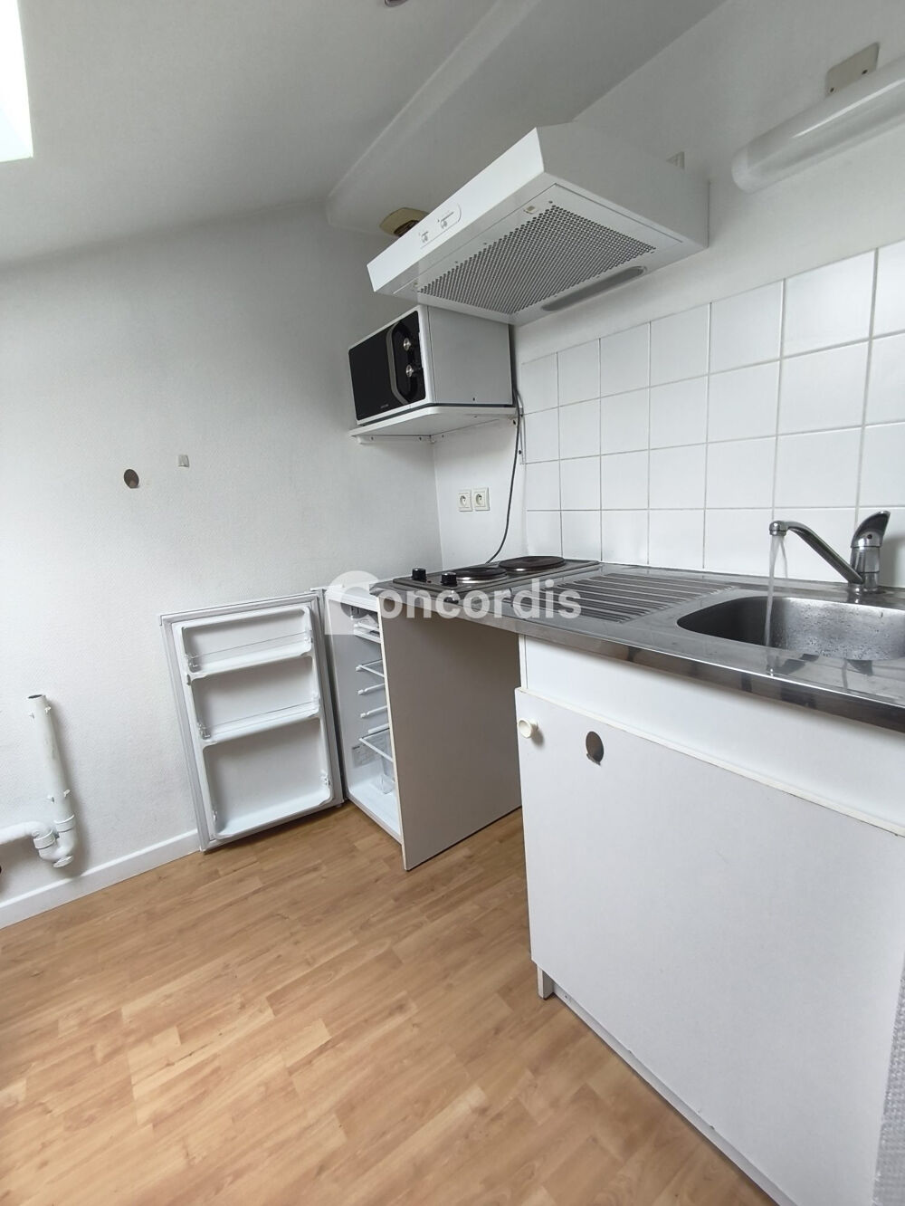 Location Appartement Artem/ Blandan, charmant studio meublé au dernier étage Nancy