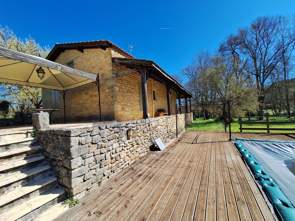 à vendre  Propriété/château Saint-Front-sur-Lémance (47500)