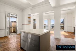  Appartement à vendre 5 pièces 146 m²