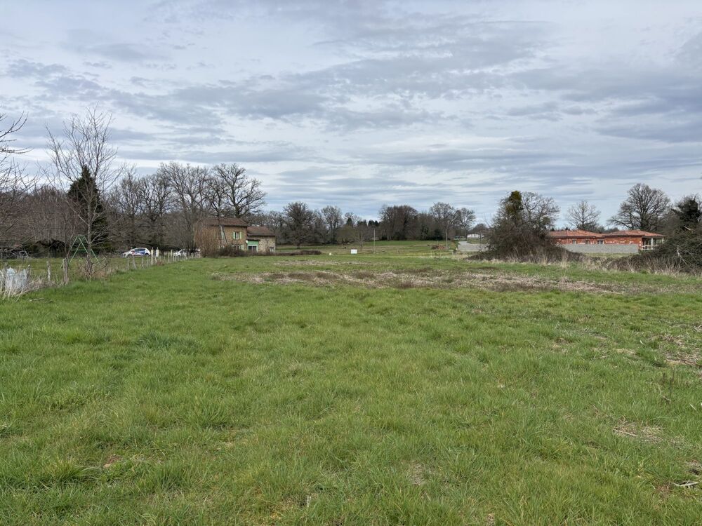   Vente d'un terrain à bâtir à 25 min au Nord de LIMOGES ! Limoges
