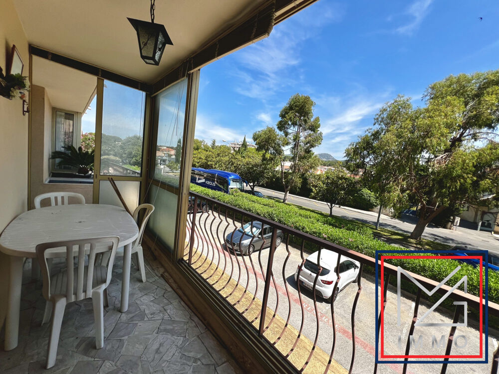 Vente Appartement SANARY CENTRE APPARTEMENT AVEC ASCENSEUR, POSS GARAGE Sanary-sur-mer