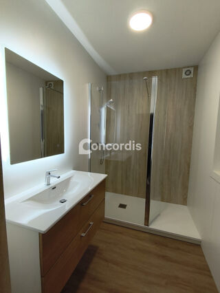  Appartement à louer 2 pièces 53 m²