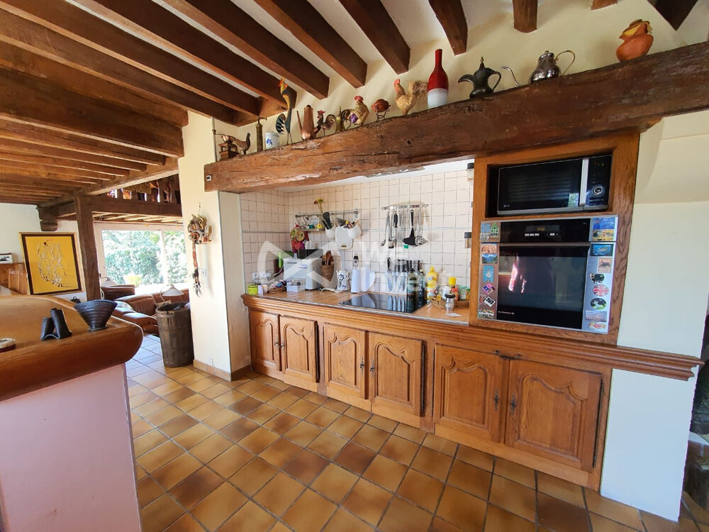 MAISON DE CARACTERE - 5371 m² - DEPENDANCE