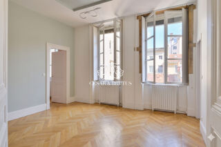  Appartement à vendre 6 pièces 172 m²