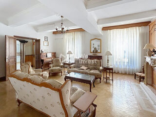  Maison à vendre 9 pièces 318 m²