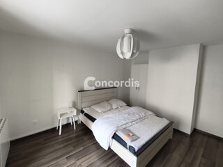  Appartement à louer 3 pièces 45 m²