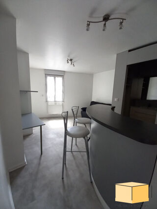  Appartement à louer 1 pièce 21 m²