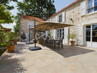  Maison à vendre 9 pièces 294 m²