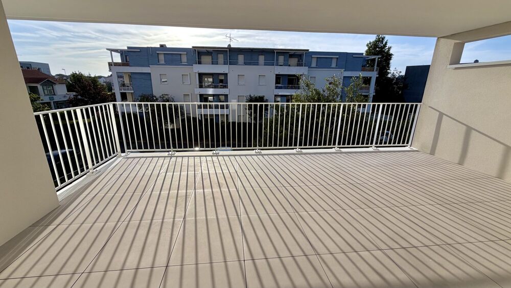 Vente Appartement Superbe duplex loft dernier étage triple expo / terrasse 30m2 La rochelle