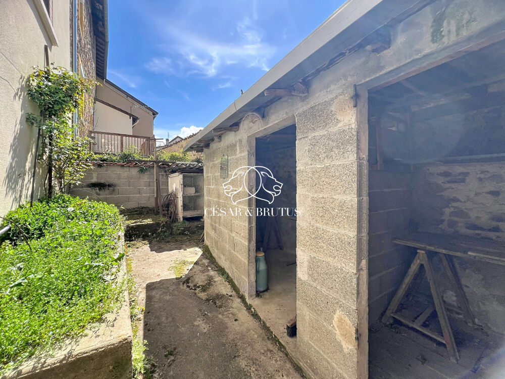 Maison de ville charmante 3 chambres avec extérieur à rafraich