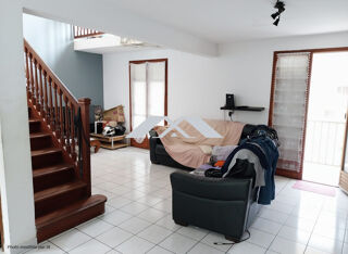 Vente Maison GROS POTENTIEL – MAISON + ANNEXE – GRAND TERRAIN Saint-paul