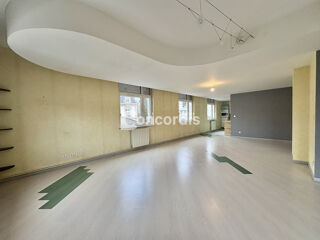  Appartement à vendre 5 pièces 161 m²