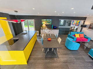  Maison à vendre 10 pièces 339 m²