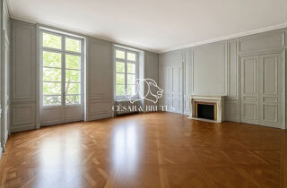  Appartement � vendre 6 pi�ces 172 m� Lyon 05