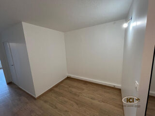 Appartement à louer 1 pièce 32 m²