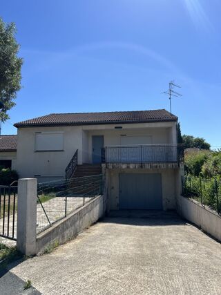  Maison à louer 3 pièces 152 m²