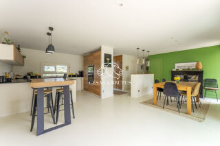  Maison  vendre 8 pices 228 m