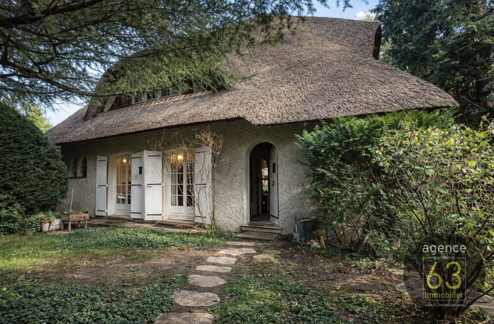 Maison Individuelle de 121 m2 sur terrain clos et arboré de 819