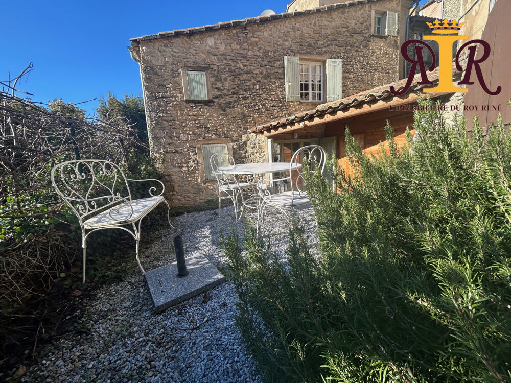Vente Maison Saignon, maison de village avec jardin. Saignon