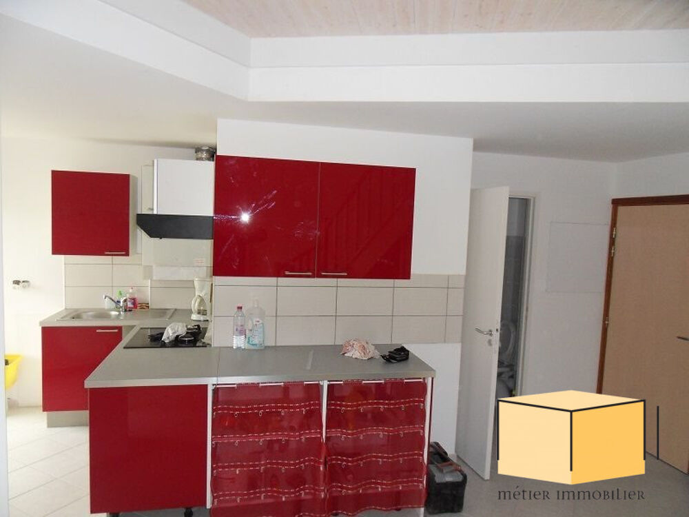 Location Appartement 2 pièces duplex avec balcon sur BELLEY (01300) Belley