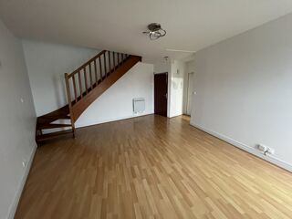  Appartement à louer 3 pièces 58 m²
