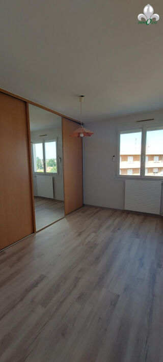  Appartement à louer 2 pièces 41 m²
