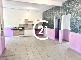  Appartement à louer 3 pièces 77 m²
