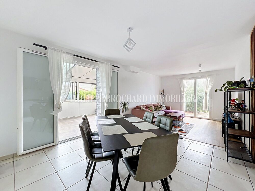 Vente Maison maison familiale 4 chambres + 2 bureaux ! Le poiré-sur-vie