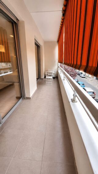  Appartement à louer 1 pièce 38 m²
