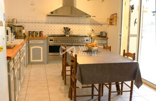  Maison � vendre 12 pi�ces 341 m�