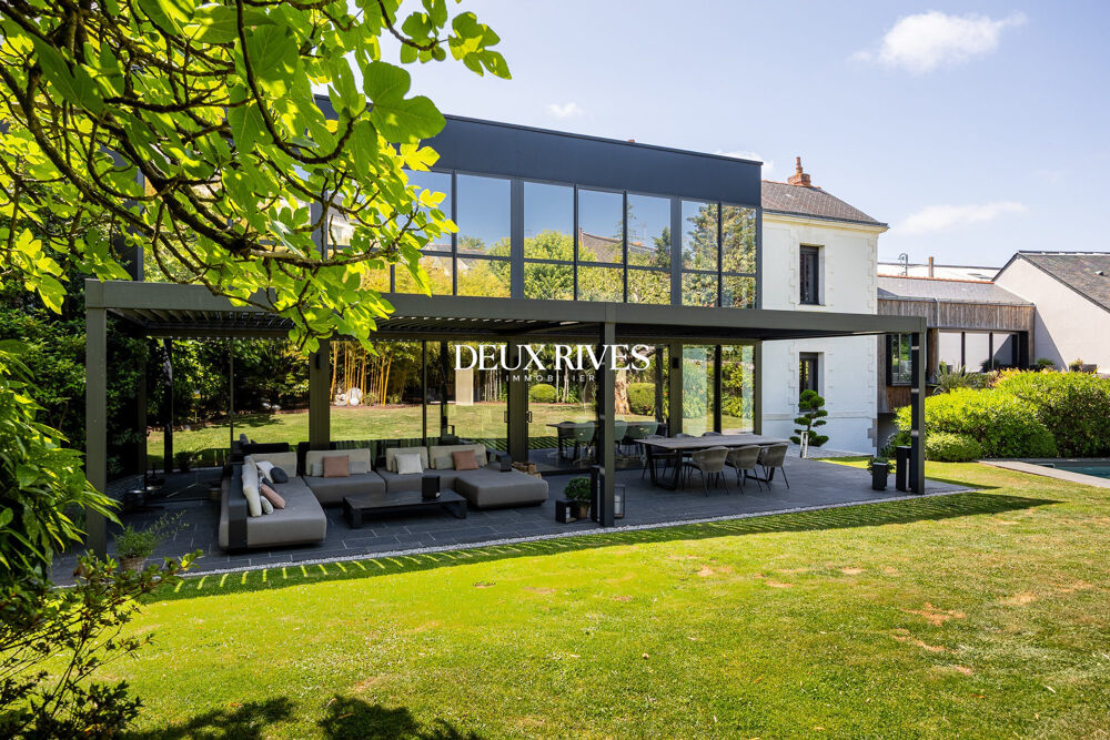 Vente Maison PROCÉ L'Élégance de l'Ancien Sublimée par l'Ultra-Contempora Nantes