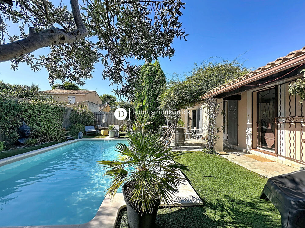 Villa T6 avec piscine et jardin