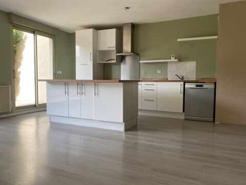   COQUET T3 EN REZ DE JARDIN AVEC CAVE ET GARAGE Appartement - 3 pi�ce(s) - 74 m�