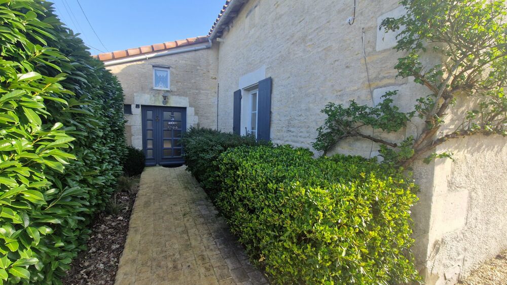 Vente Maison Maison à vendre Saint-Martin-de-Bernegoue Saint-martin-de-bernegoue