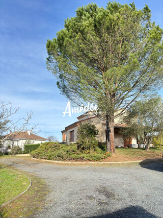  Maison à vendre 6 pièces 193 m²