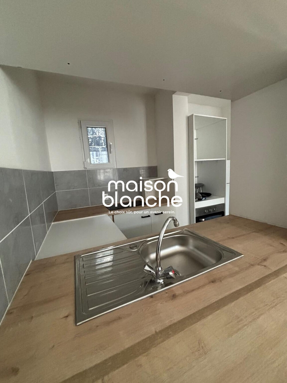 Location Appartement APPARTEMENT T4 Meublé au 1er étage Guîtres