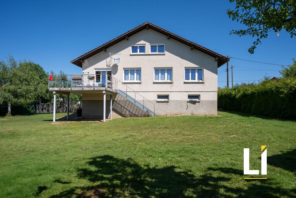 GRANDE MAISON ET HANGAR