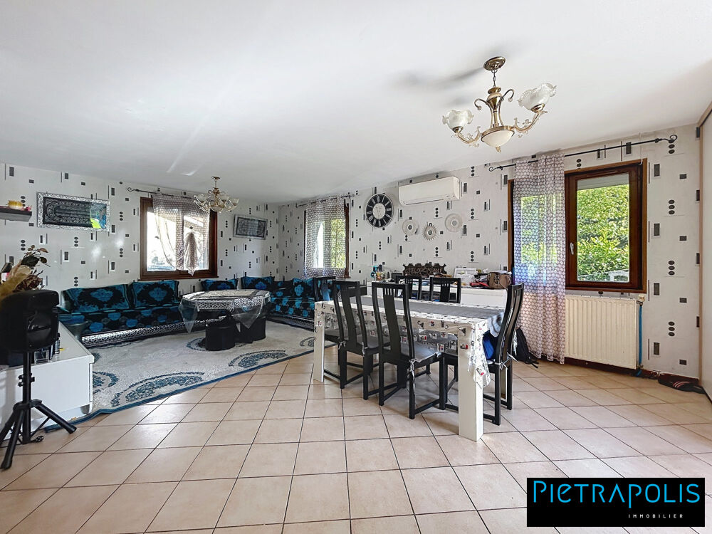 Vente Maison Maison de 161m² au sol dont 80,55m² habitables Meyzieu