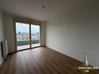  Appartement à louer 3 pièces 64 m²