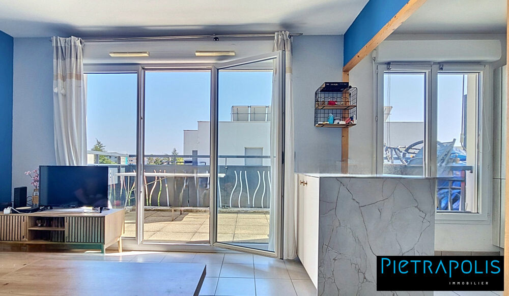 Vente Appartement CLIMATISABLE - Dernière étage - T3 60 m² avec terrasse - Box Vaulx-en-velin
