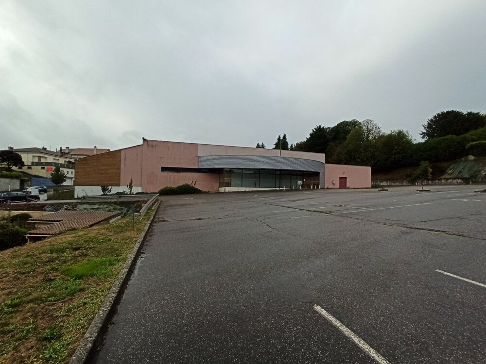   VENTE LOCAL (Ex INTERMARCHÉ) - CHALUS (87) 