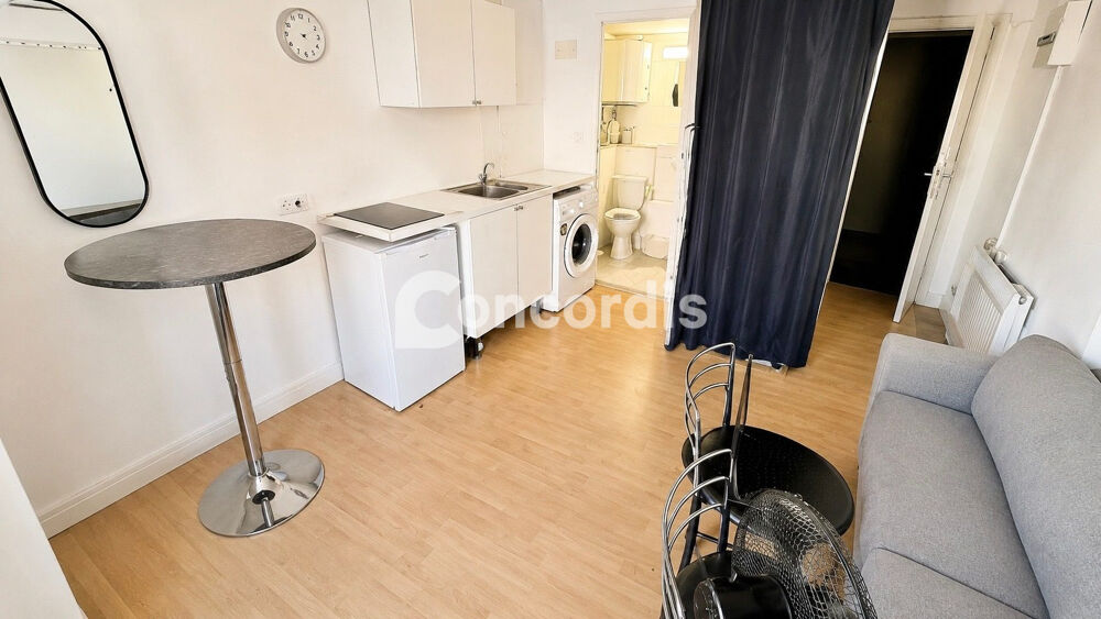 Location Appartement Studio meublé - Charme et Confort au Coeur de la Ville Épinal