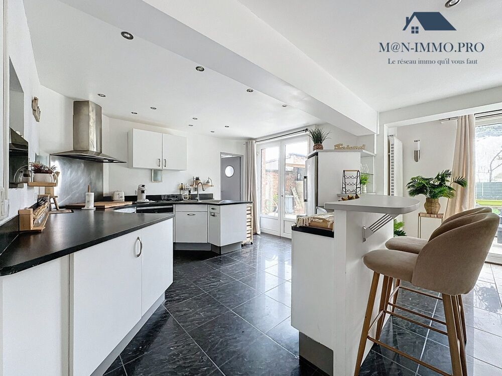 MAISON INDIVUELLE RENOVEE - 205m2 - 4CH - GARAGE - JARDIN - POMP