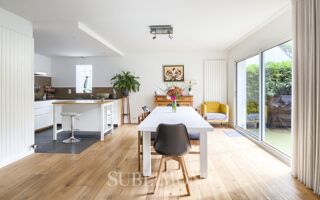  Maison � vendre 8 pi�ces 205 m�