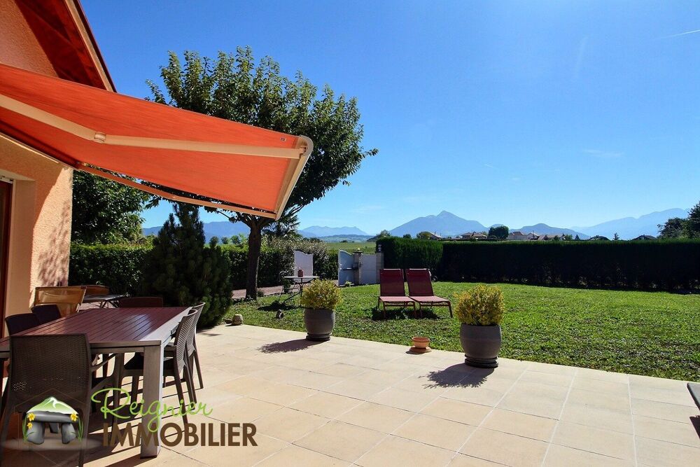 Maison traditionnelle récente de 147 m² sur 999 m² de terrain