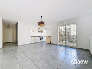 Vente Appartement Appartement T3 à vendre à Meyzieu, avec terrasse et garage en Meyzieu