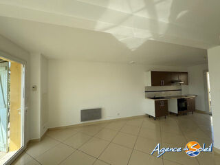  Maison à louer 5 pièces 96 m²