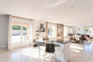  Maison à vendre 6 pièces 184 m²
